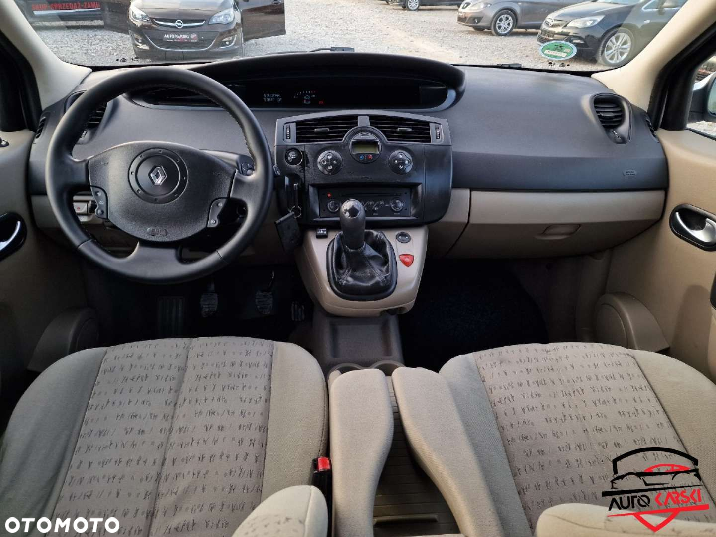 Renault Scenic - 32