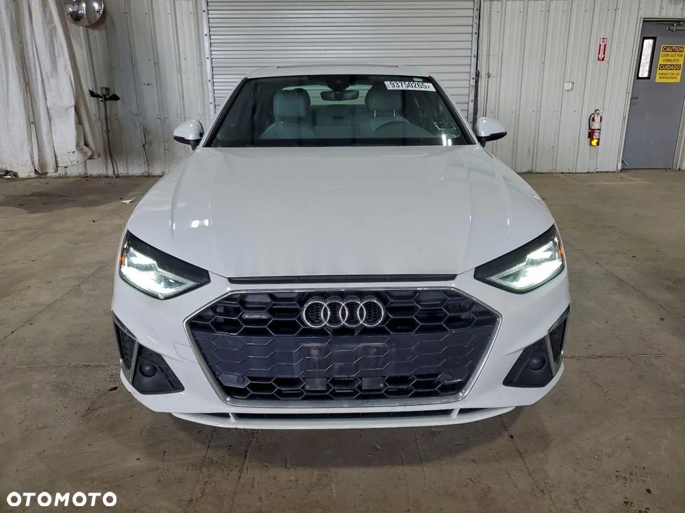 Audi A4 Limousine - 2