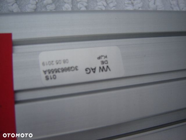 VW PASSAT B8 PROWADNICA BAGAŻNIKA 3G9863555 A NOWA - 3