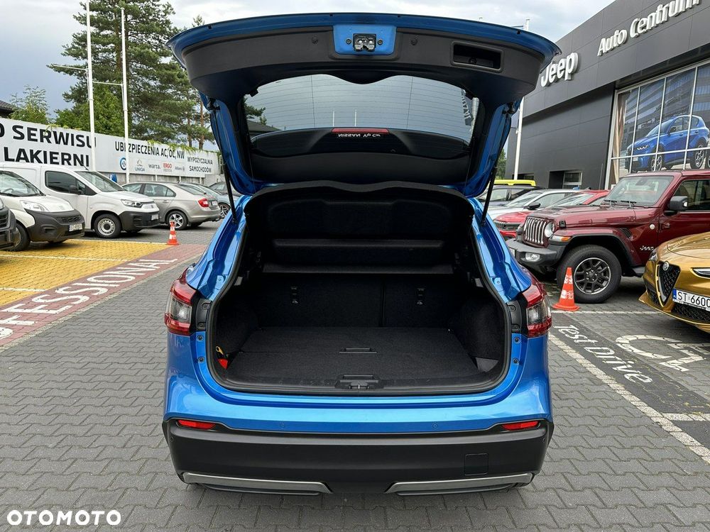 Nissan Qashqai - 25
