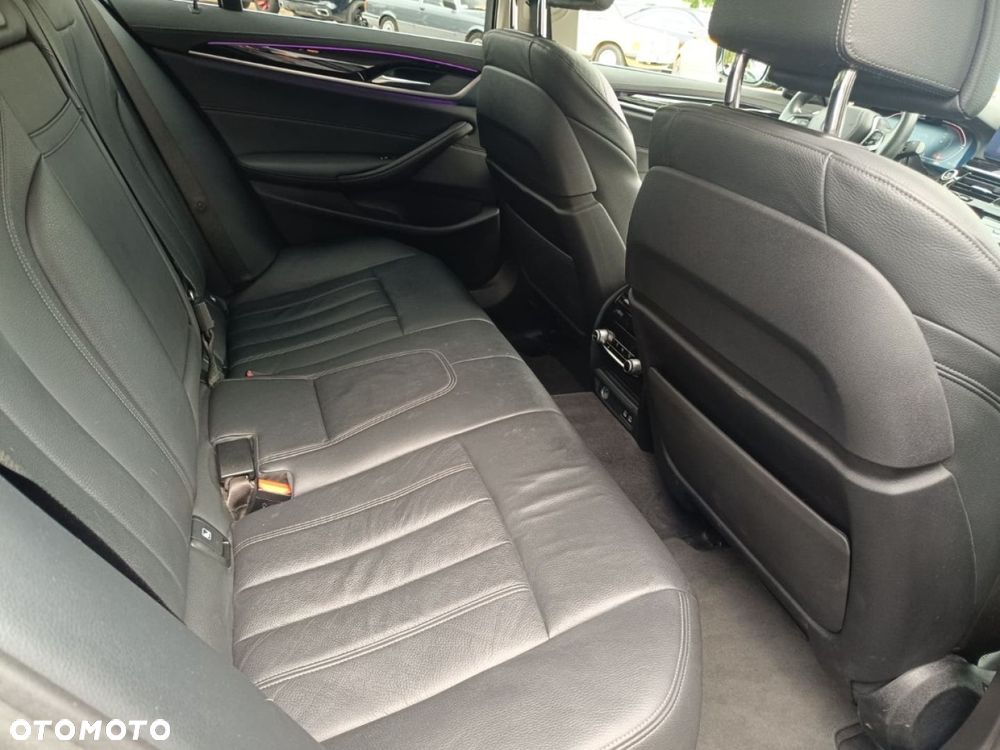 BMW Seria 5 - 24