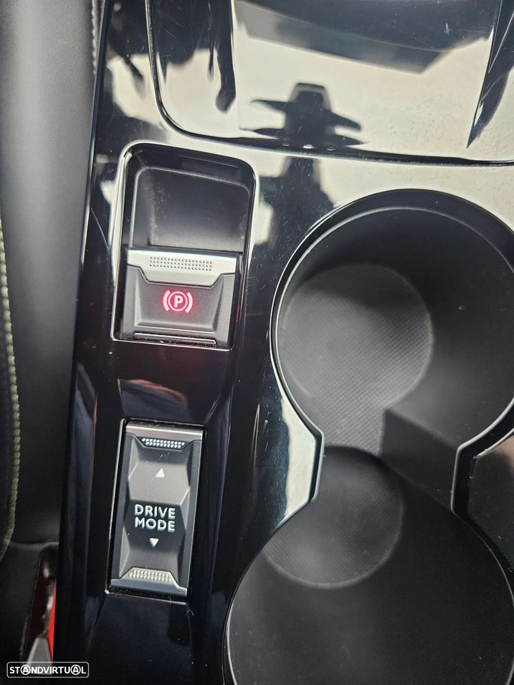 Peugeot 2008 1.2 PureTech GT EAT8 - 40