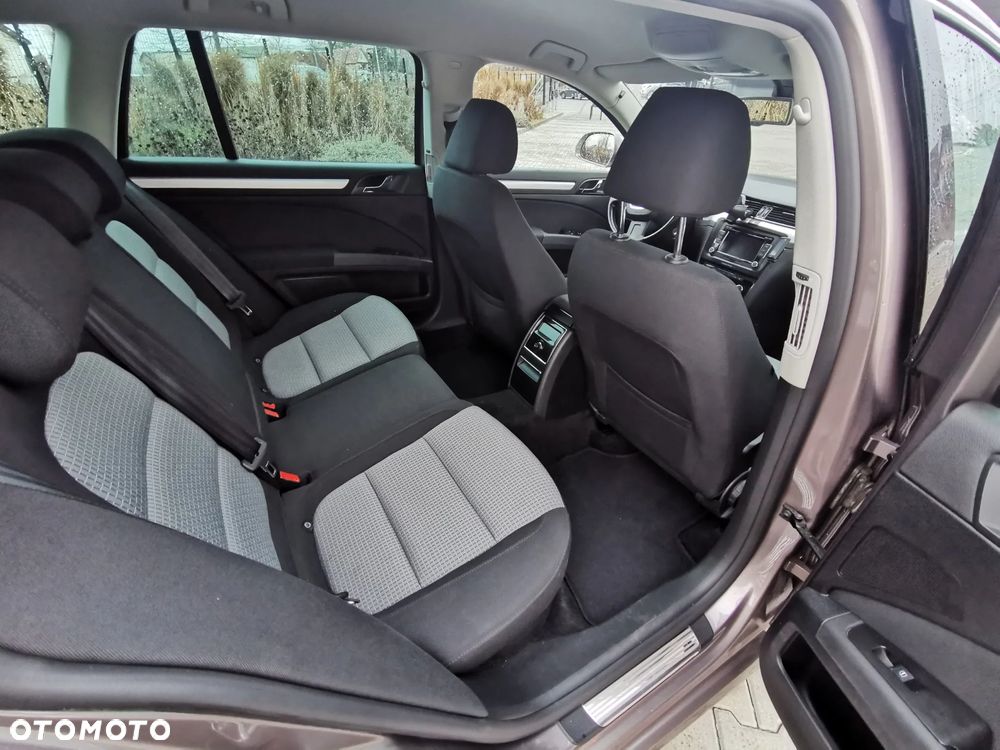 Skoda Superb 2.0 TDI Comfort - 8