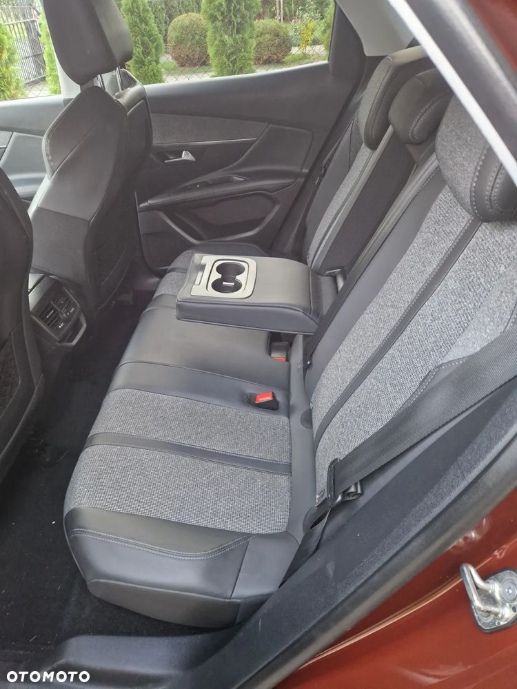 Peugeot 3008 HDi FAP 150 Premium - 5