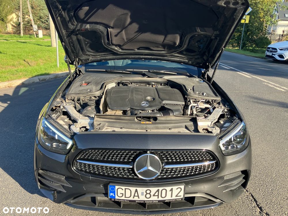 Mercedes-Benz Klasa E - 23