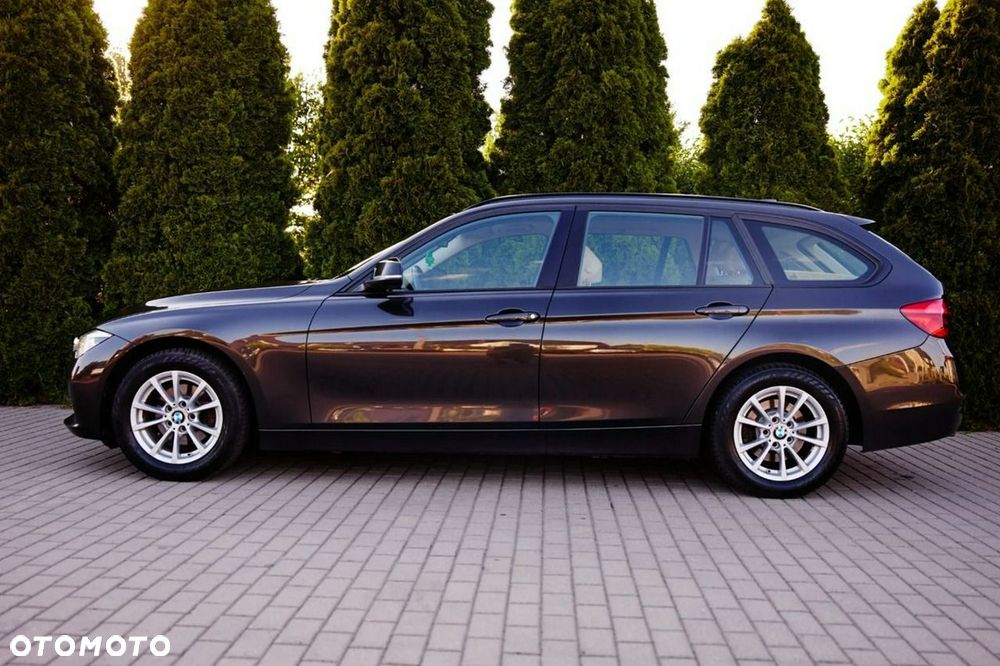 BMW Seria 3 318d Edition Luxury Line Purity - 2