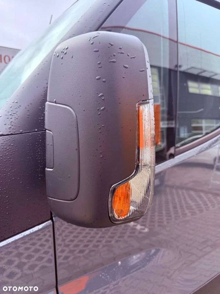 Iveco Daily Furgon 35S18HV MAXI - OD RĘKI - PROMOCJA - 32
