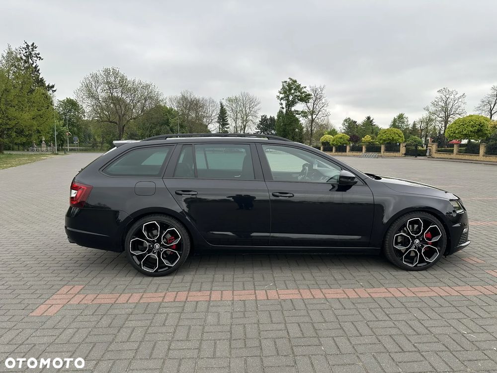 Skoda Octavia 2.0 TSI RS Challenge 245 DSG - 6