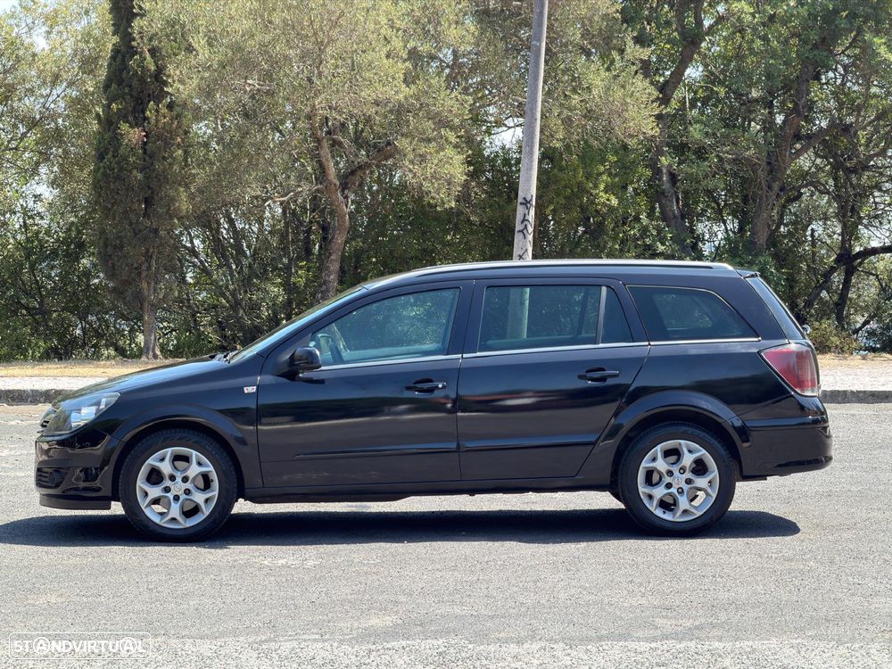 Opel Astra 1.7 CDTi Cosmo - 2