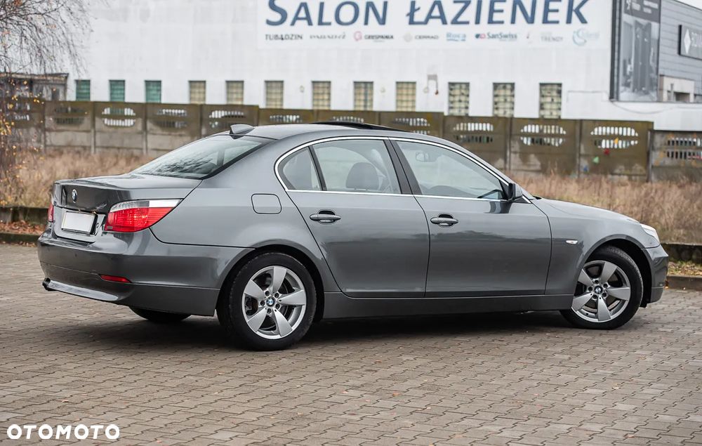 BMW Seria 5 525i - 14