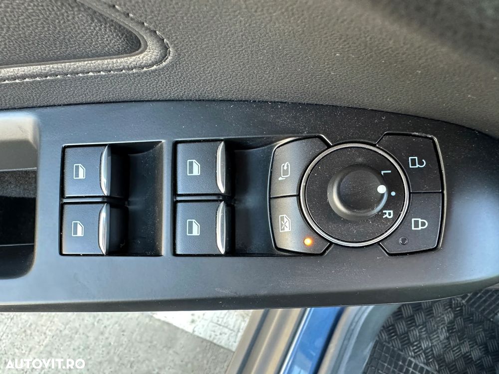 Ford Focus 1.0 EcoBoost MHEV Titanium - 18