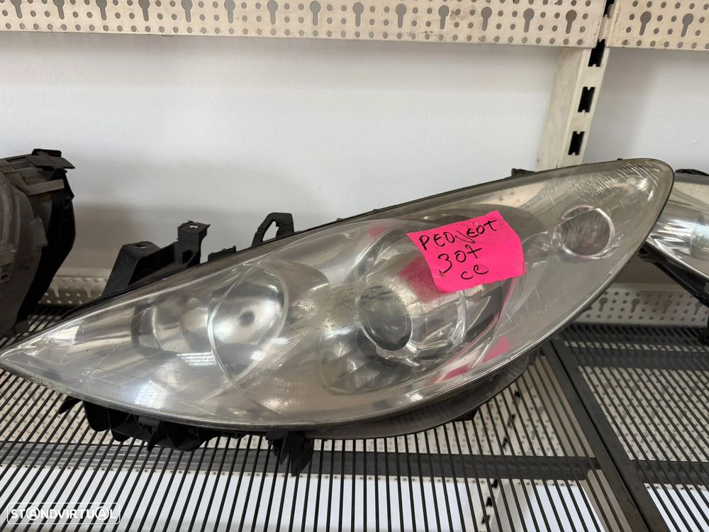 Farol peugeot 307 cc direito - 1