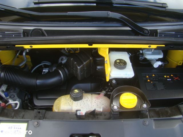 Renault TRAFIC - 20