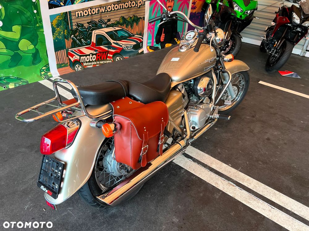 Honda VT - 12