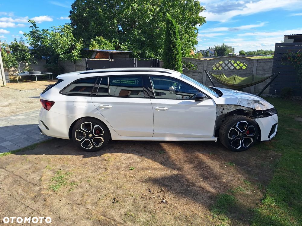 Skoda Octavia 2.0 TDI RS DSG - 9