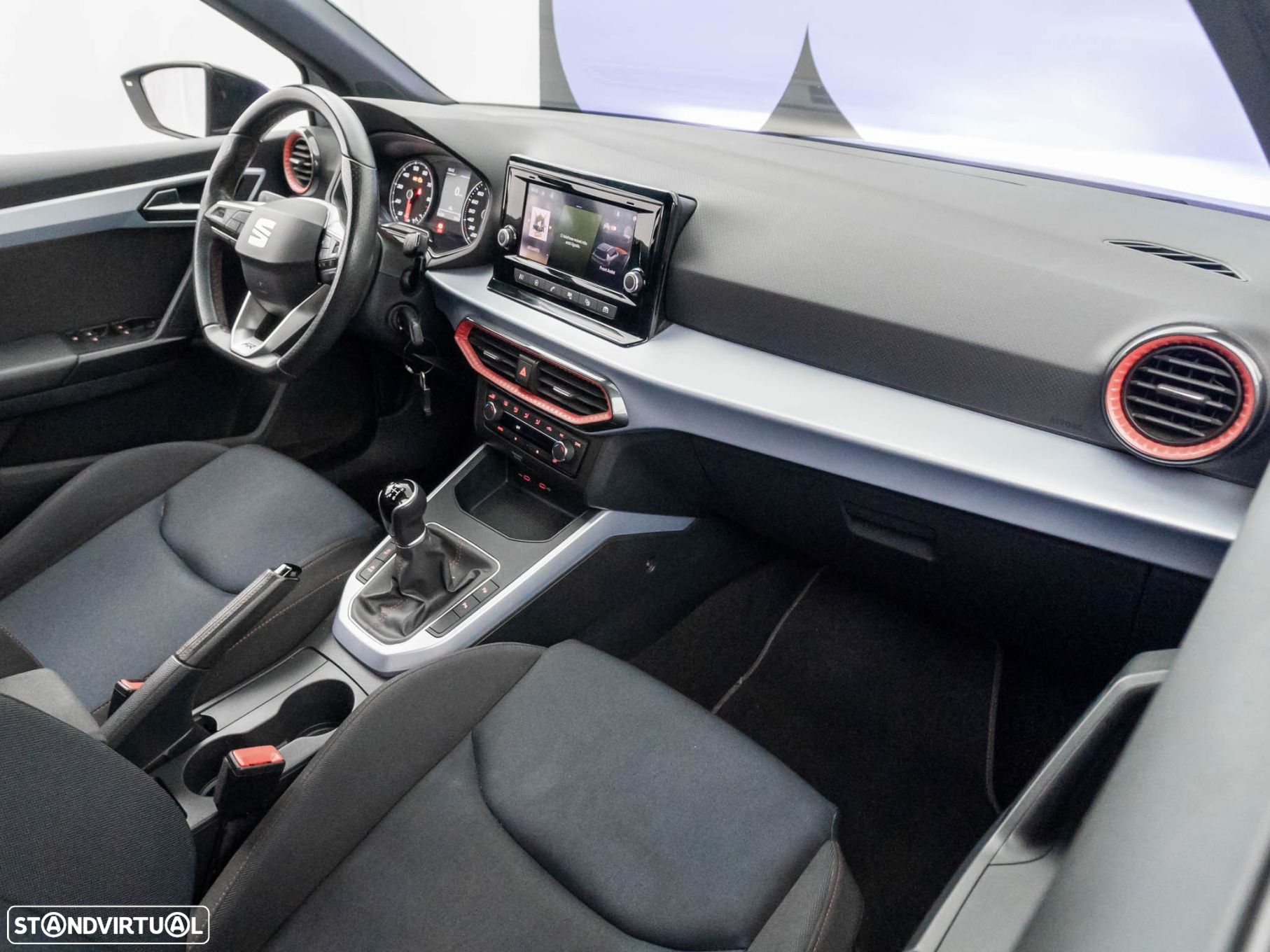 SEAT Arona 1.0 TSI FR - 14