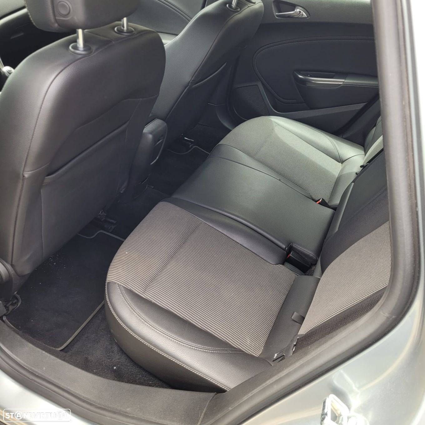 Opel Astra Sports Tourer 1.7 CDTi Enjoy - 19