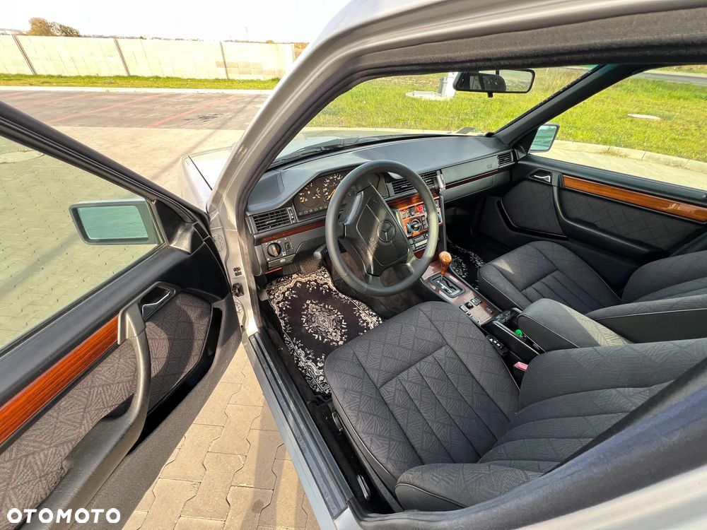 Mercedes-Benz W124 (1984-1993) - 7