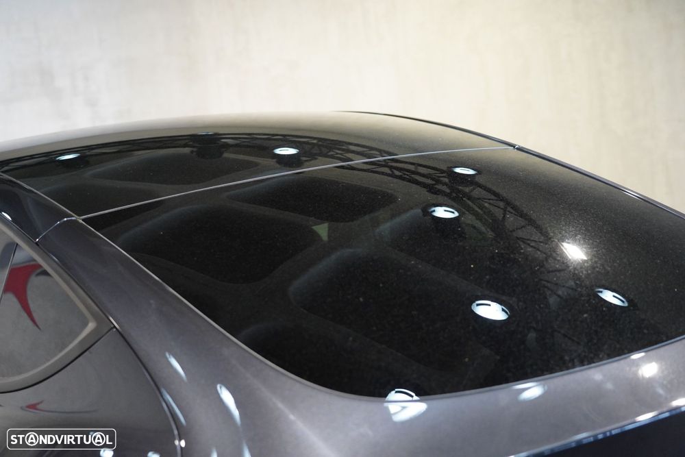 Tesla Model Y Long Range Tração Traseira - 34