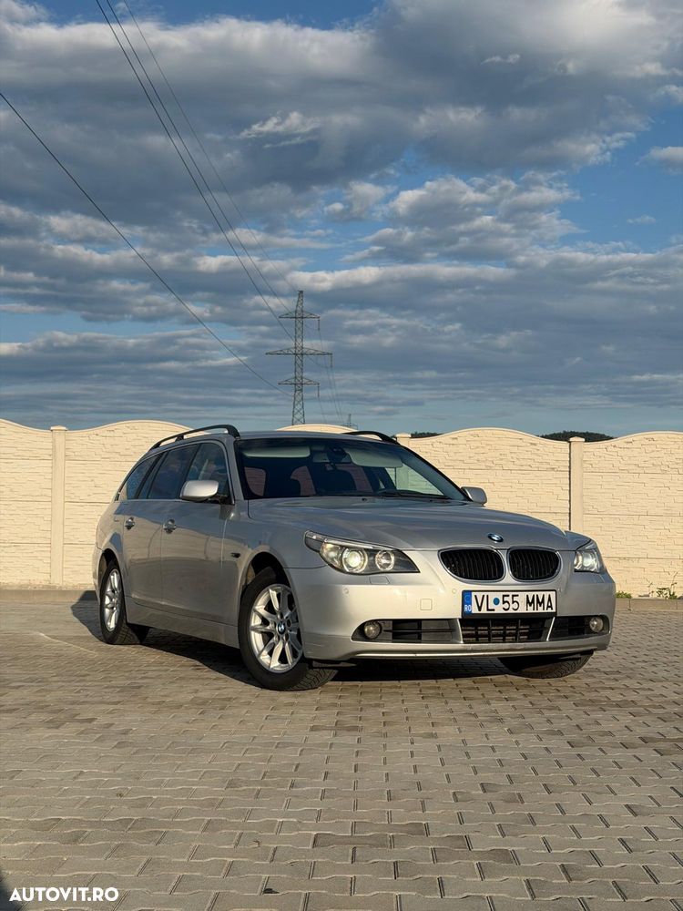 BMW Seria 5 520d - 25