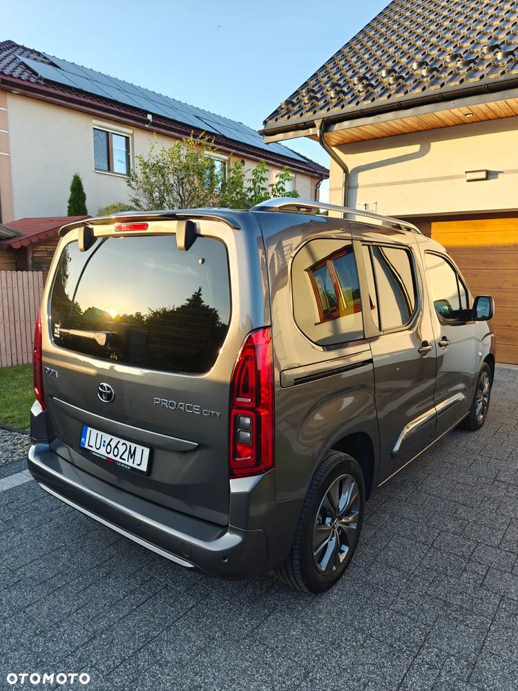 Toyota Proace City Verso 1.5 D-4D Family - 10