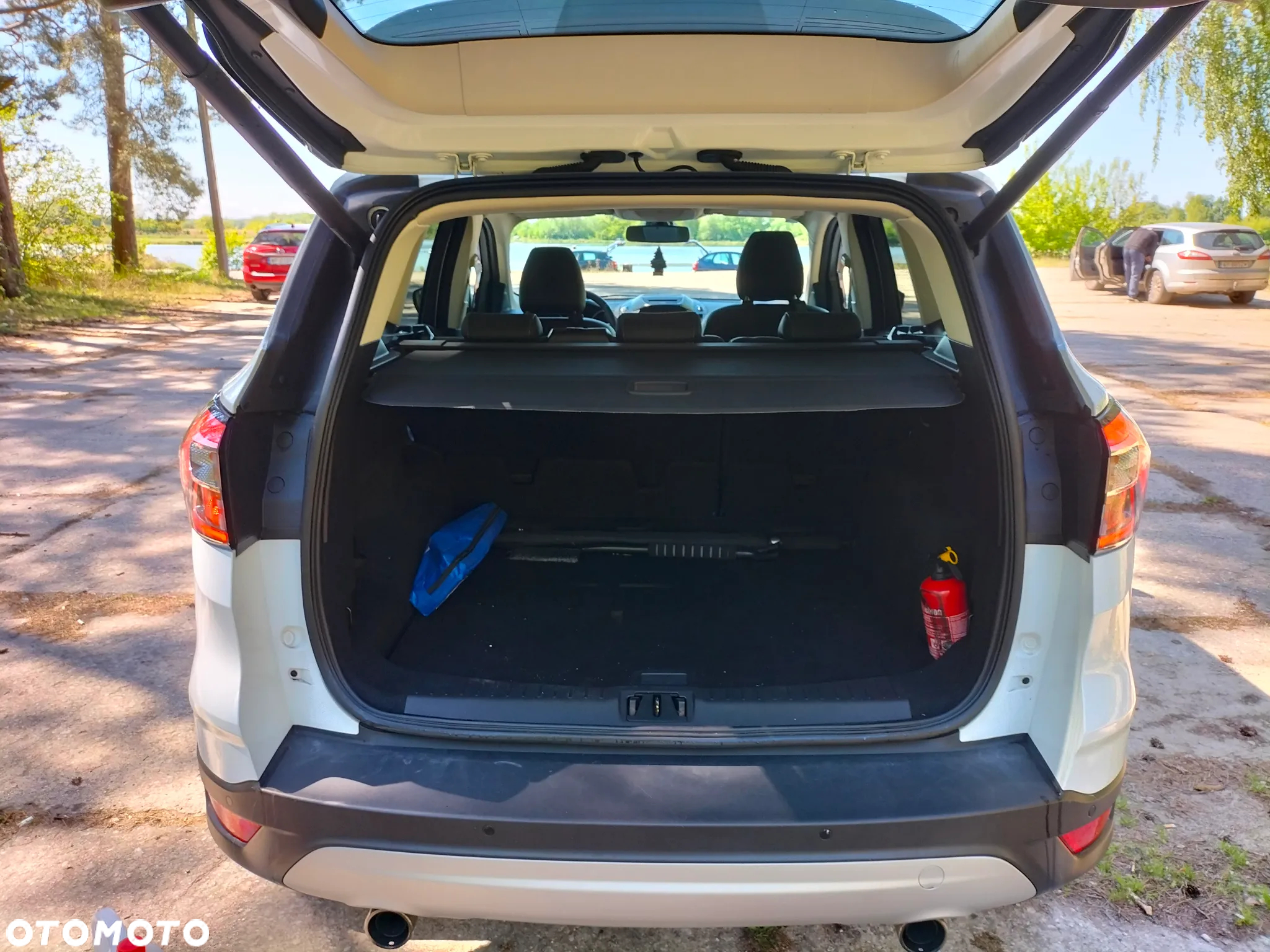 Ford Kuga 1.5 EcoBoost 2x4 Titanium - 4