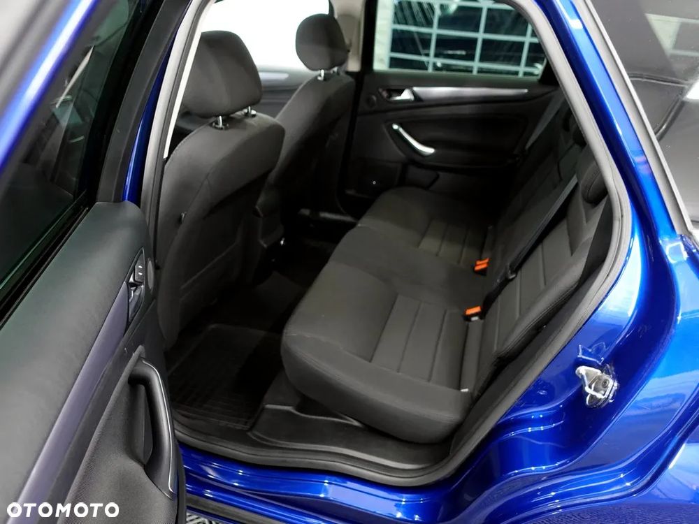 Ford Mondeo 2.0 TDCi Titanium - 11