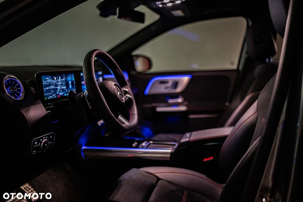 Mercedes-Benz GLA 200 mHEV AMG Line 7G-DCT - 17