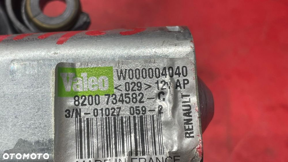 SILNICZEK WYCIERACZEK DACIA SANDERO I 8200734582 - 4