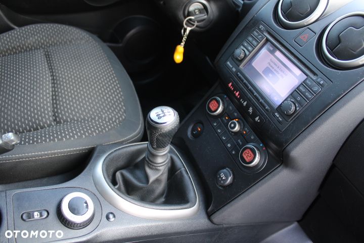 Nissan Qashqai 2.0 4x4 Tekna - 38