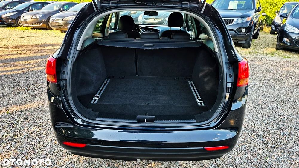 Kia Ceed 1.6 GDI XL - 31