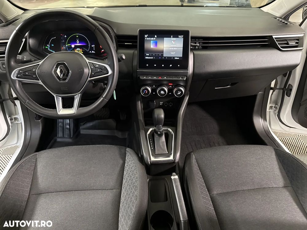 Renault Clio - 10