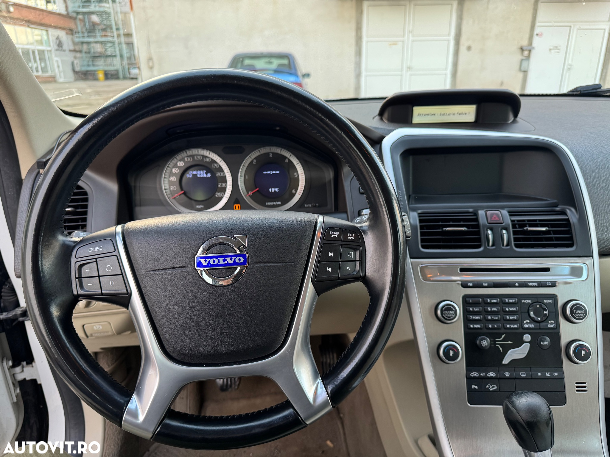Volvo XC 60 D3 AWD Momentum - 8
