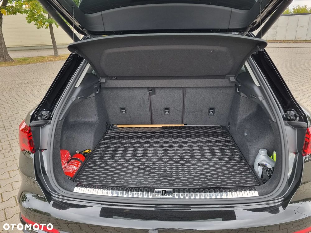 Audi Q3 40 TFSI quattro S tronic S line - 9