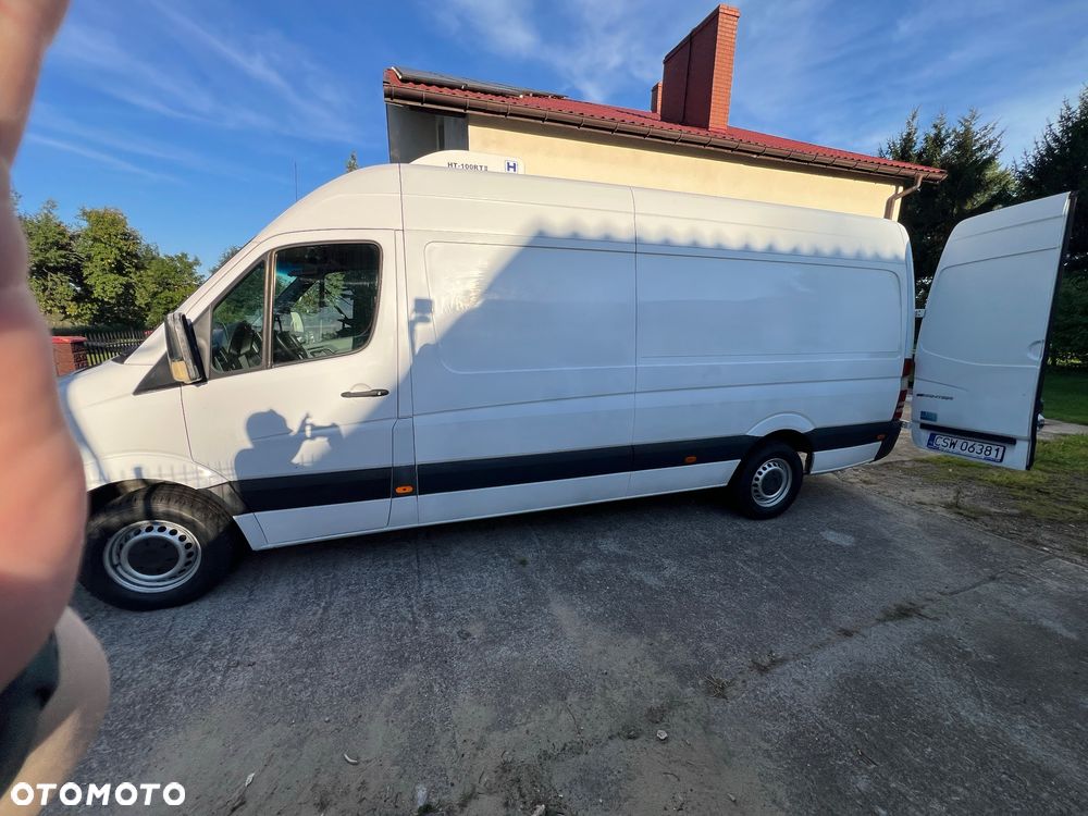 Mercedes-Benz Sprinter - 5