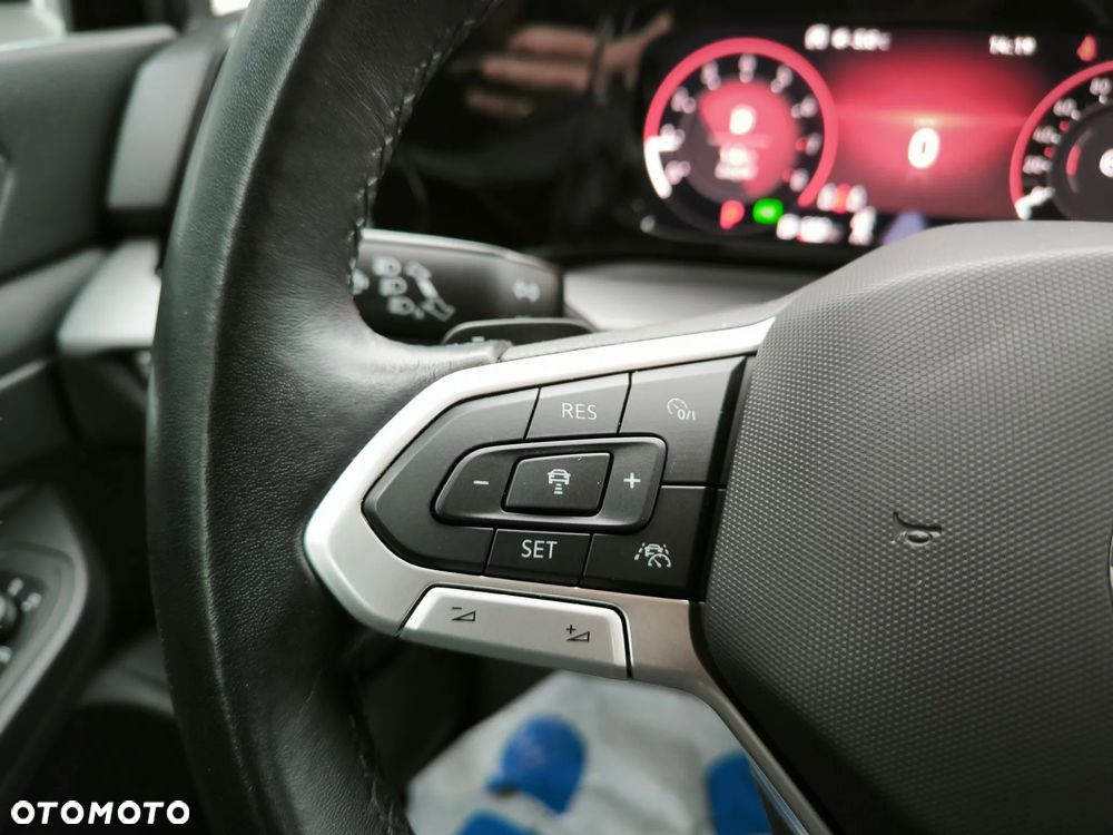 Volkswagen Golf 1.5 eTSI EVO Style DSG - 13