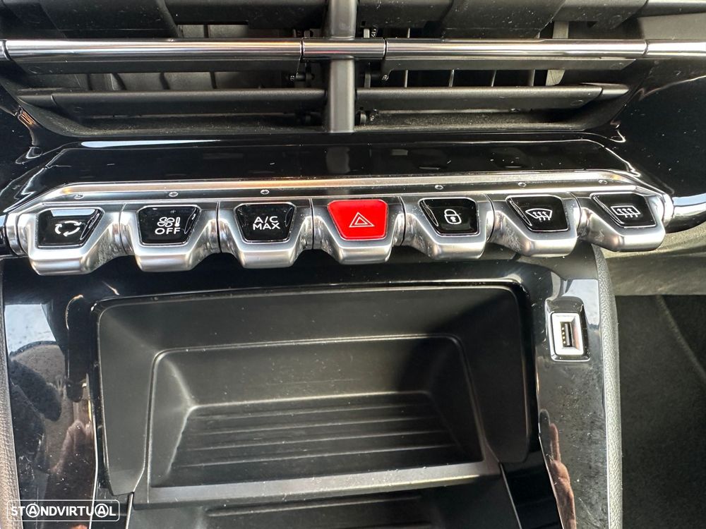 Peugeot 208 1.2 PureTech Active Pack - 22