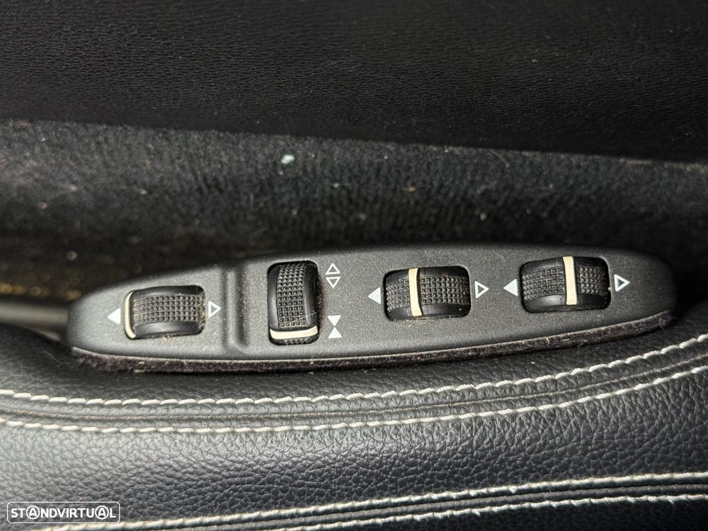 Mercedes-Benz E 220 CDI Avantgarde BlueEfficiency - 22