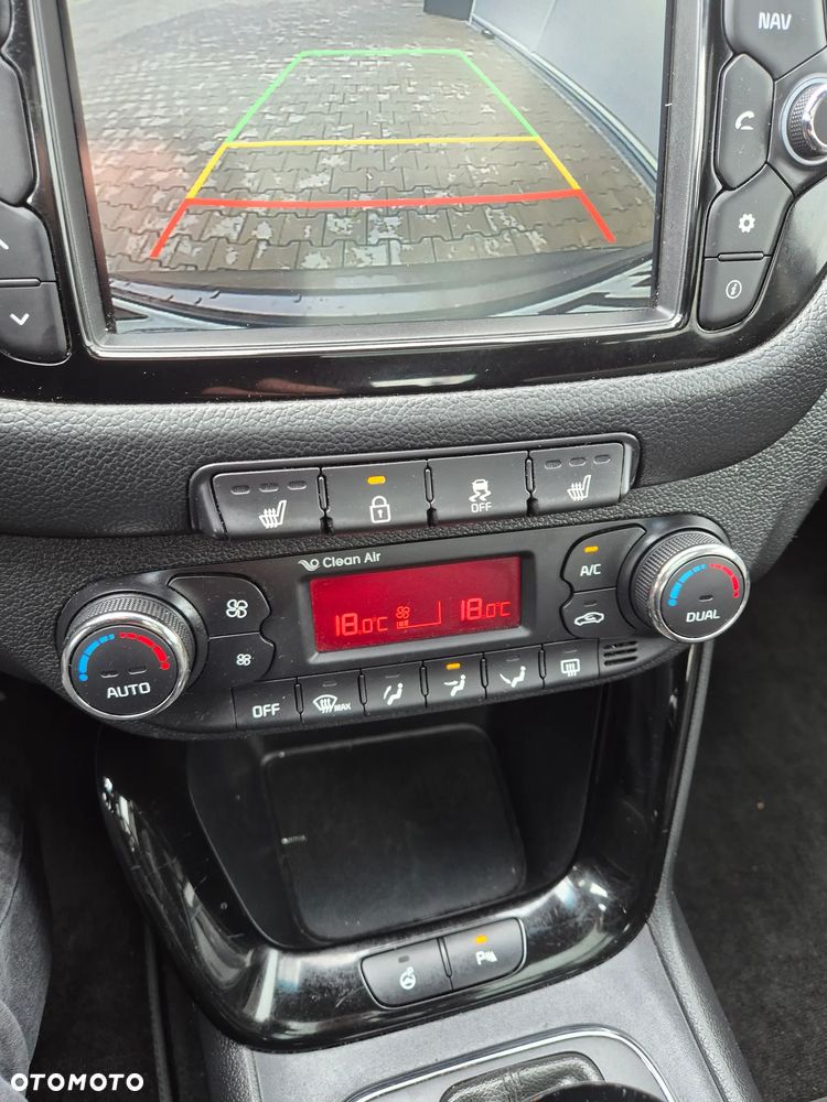 Kia Ceed 1.6 CRDi 128 Platinum Edition - 27