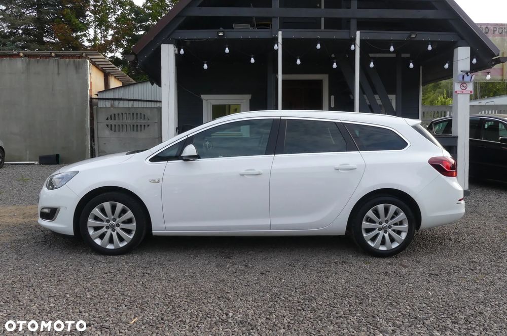 Opel Astra 1.4 T Cosmo EU6 - 28