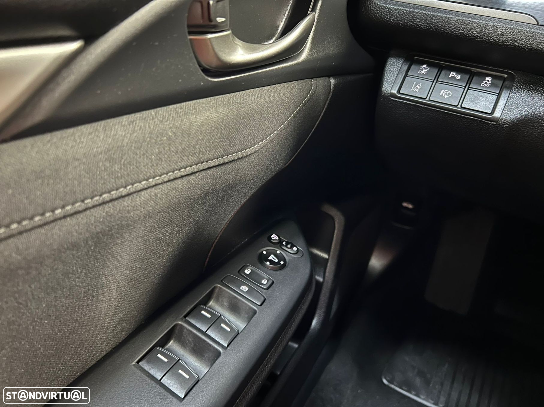 Honda Civic 1.0 i-VTEC Elegance CVT - 16