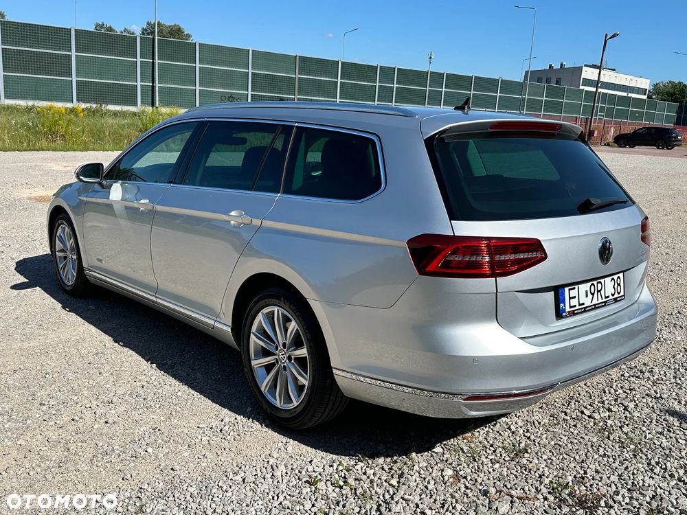 Volkswagen Passat 2.0 TDI (BlueMotion Technology) DSG Highline - 11