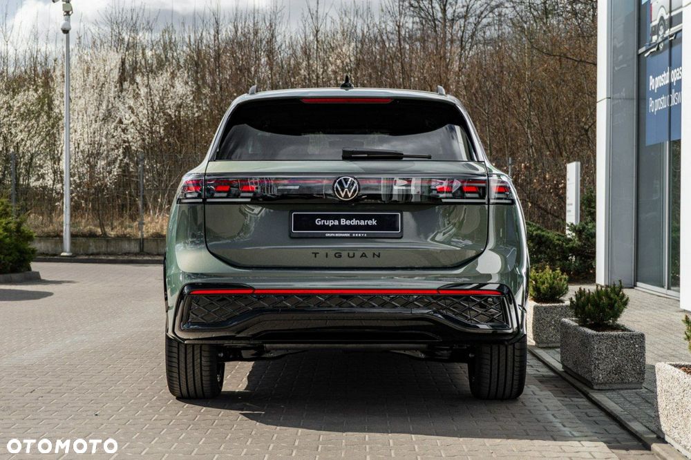 Volkswagen Tiguan - 9