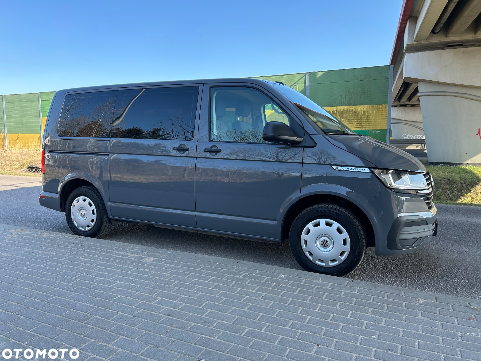Volkswagen Multivan 6.1 2.0 TDI L1 Trendline - 24