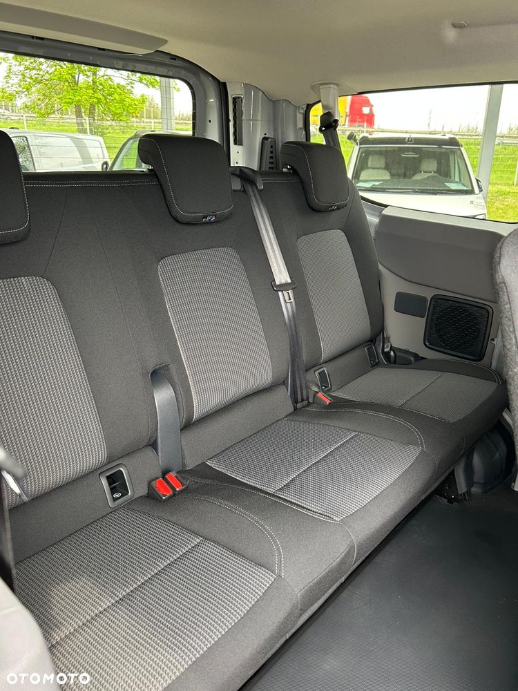 Volkswagen Transporter Kombi L1H1 DSG - 16