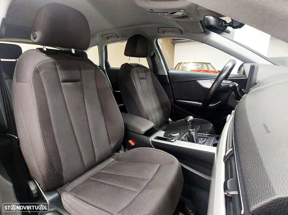 Audi A4 Avant 2.0 TDI Business Line - 10