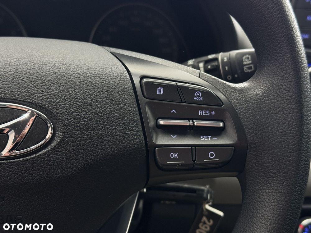 Hyundai i30 - 23