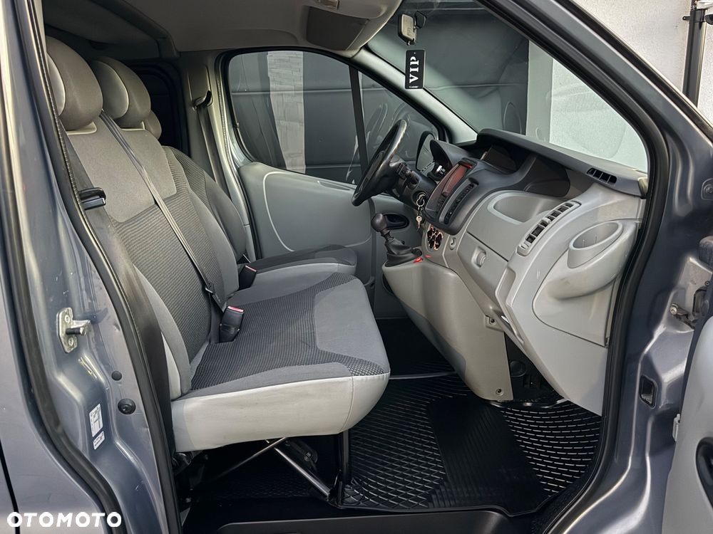 Opel Vivaro L2H1 2.9t Edition - 21