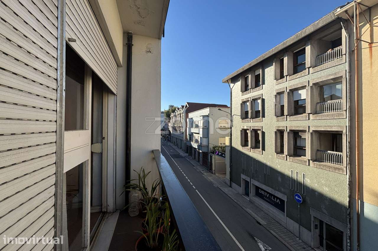 Apartamento T2 no centro do Porto - Grande imagem: 4/21