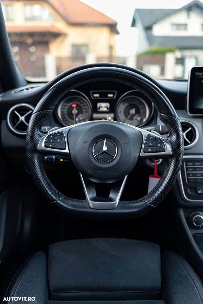 Mercedes-Benz CLA 220 (CDI) d 4Matic 7G-DCT AMG Line - 8